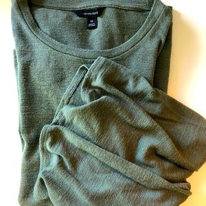 Banana Bell Sleeve Top